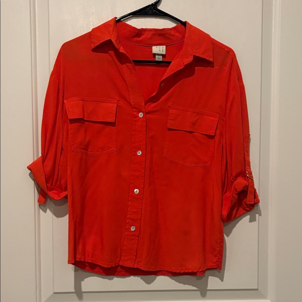 VGUC- Deep orange-red Button-Up camp Shirt, S
